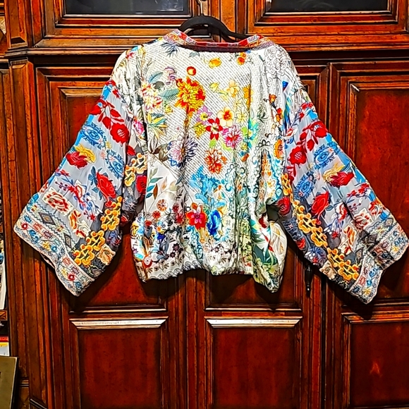 JOHNNY WAS DREAMER PRINT REVERSIBLE SILK  KIMONO W/EMBROIDERY SZ. MD! - Picture 7 of 16